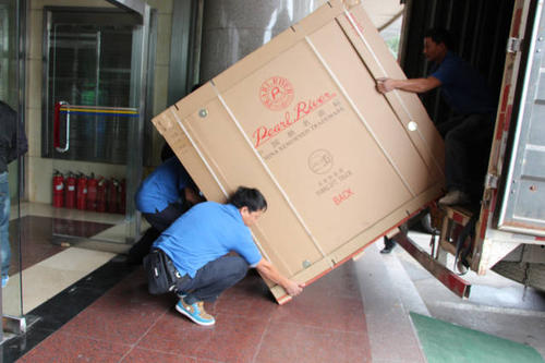 伍家岗钢琴贵重工艺品无忧运
